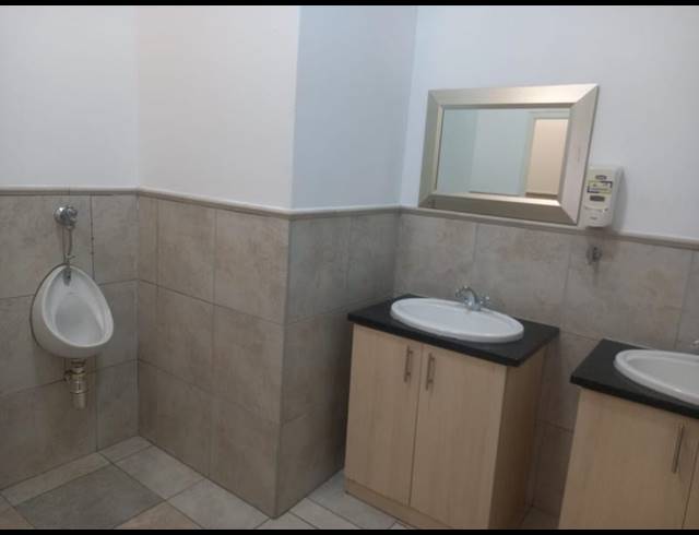 BUSINESS PROPERTY TO RENT IN FAIRVIEW